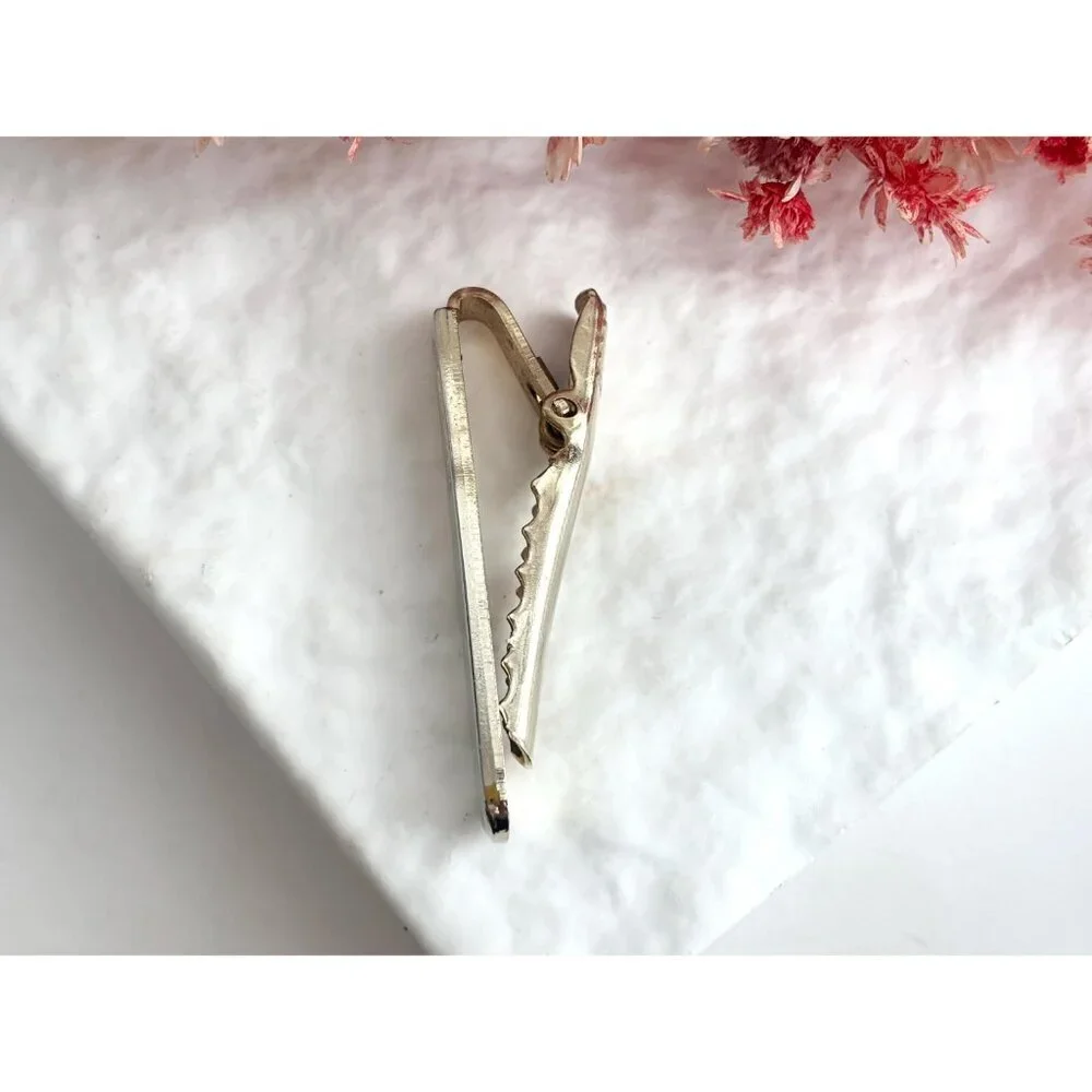 Minimalist 80's Style Smooth Gold Toned Vintage Men's Tie Bar | Tie Clip